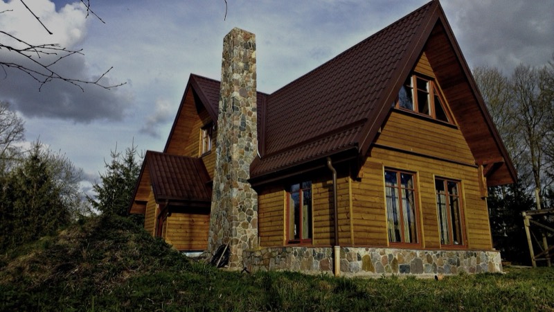 Chimneys — Akmuo Kitaip