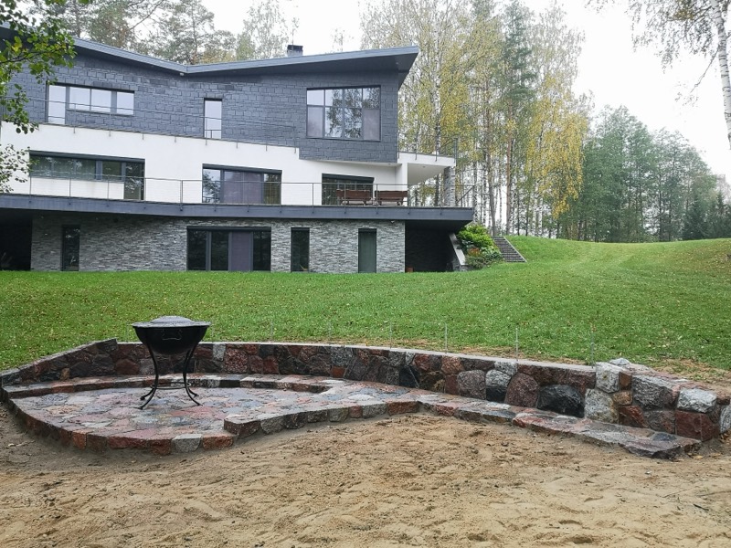 Paving & brick — Akmuo Kitaip